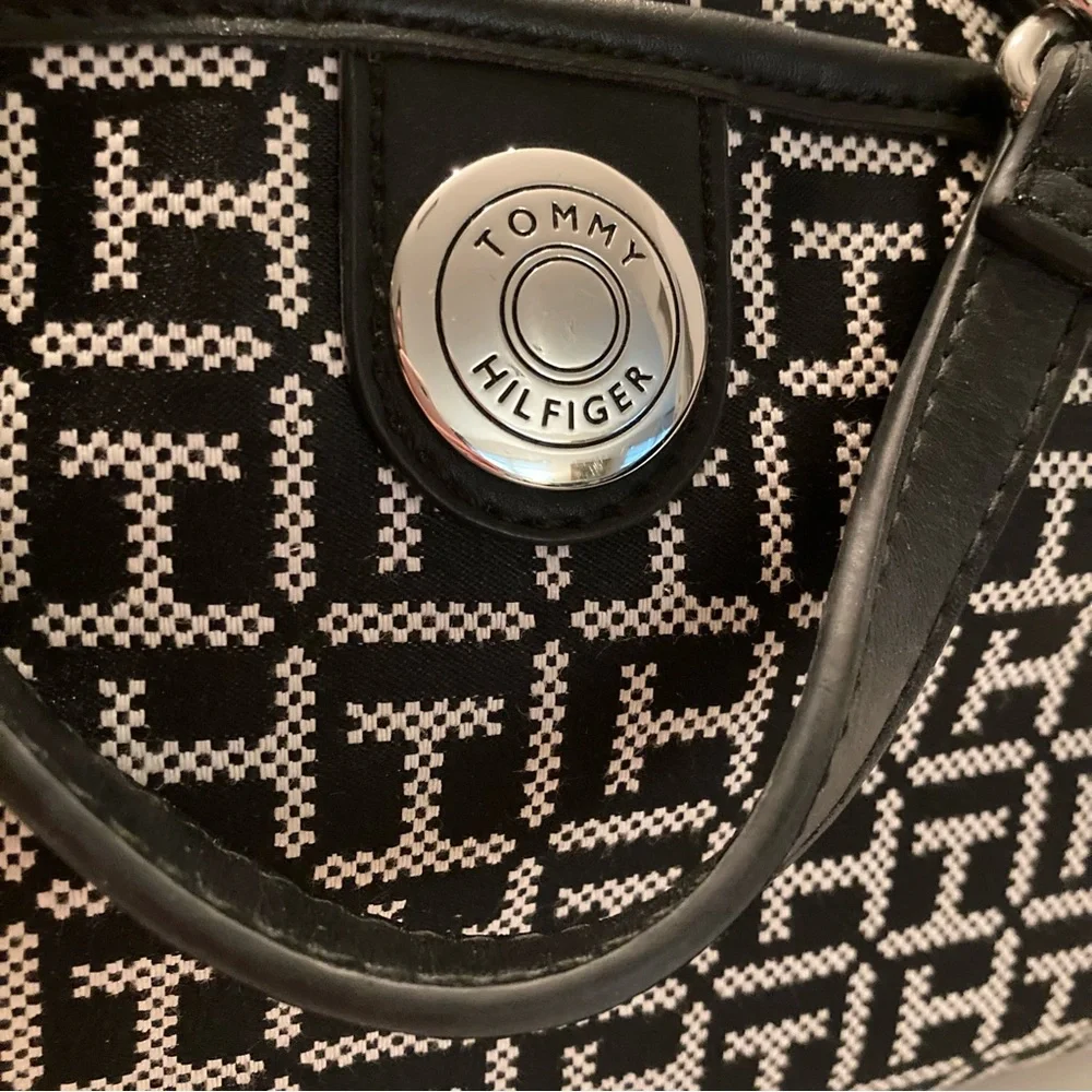 Tommy Hilfiger Black White Satchel Handbag Bowler TH Logo Monogram Fall Purse
